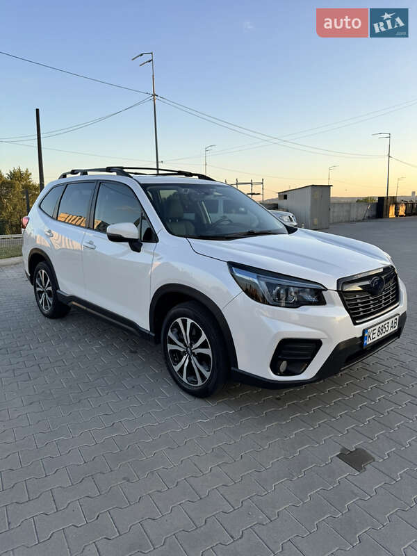 Внедорожник / Кроссовер Subaru Forester 2020 в Киеве