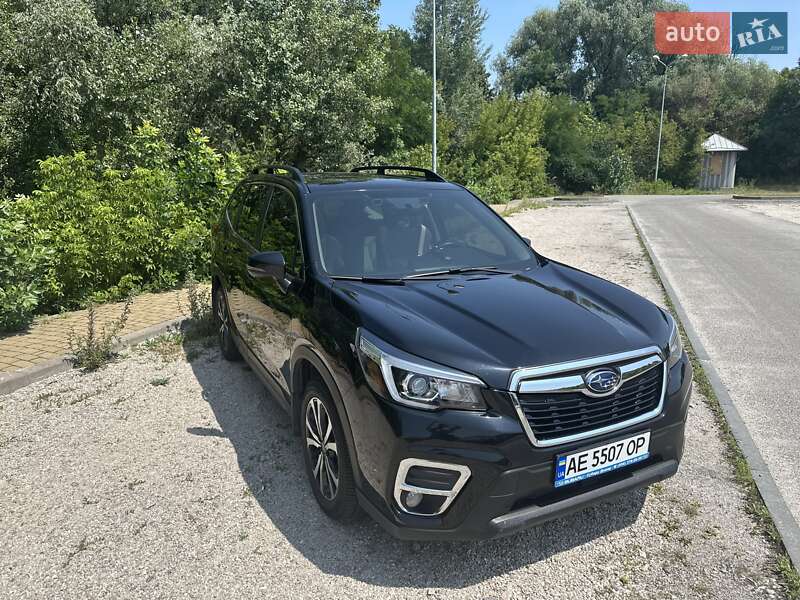 Внедорожник / Кроссовер Subaru Forester 2020 в Днепре