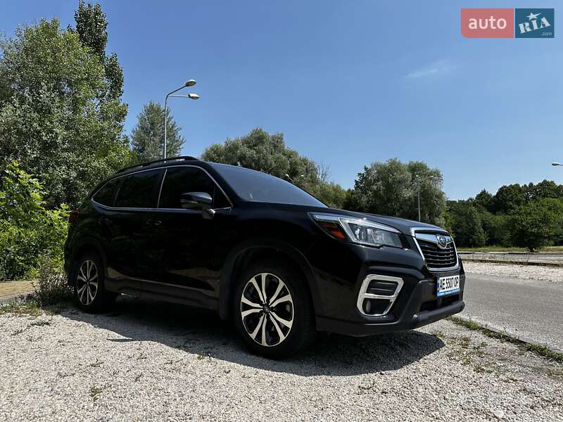 Внедорожник / Кроссовер Subaru Forester 2020 в Днепре