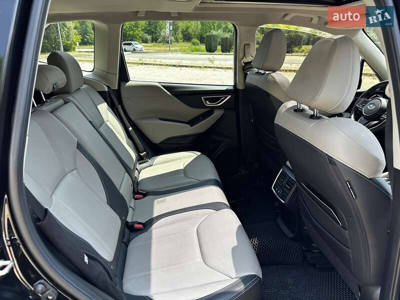Внедорожник / Кроссовер Subaru Forester 2020 в Днепре