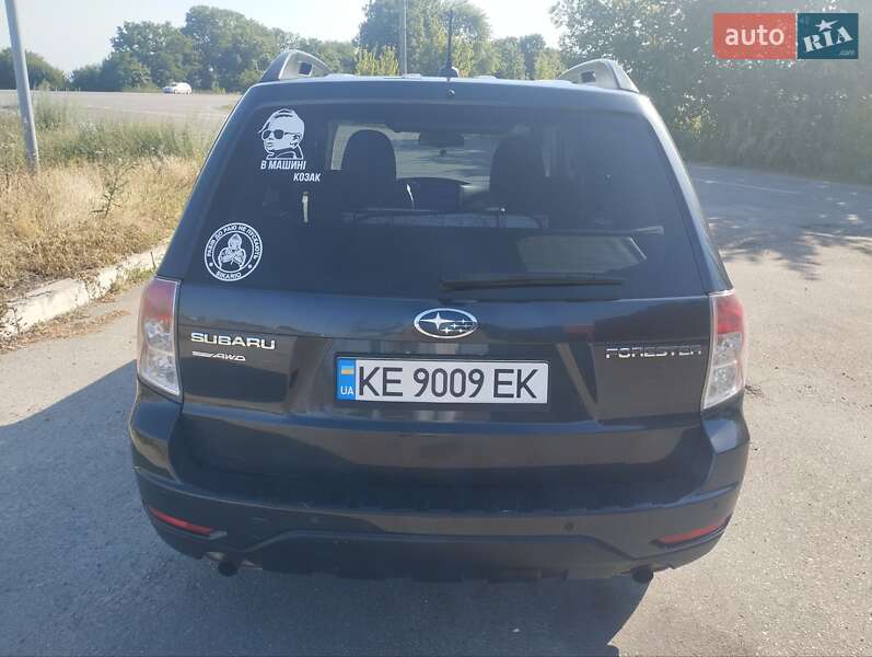 Внедорожник / Кроссовер Subaru Forester 2012 в Днепре