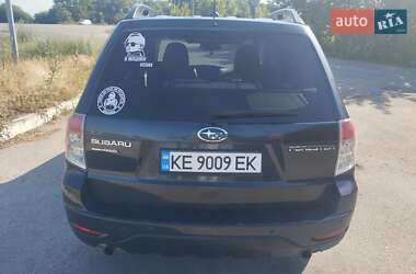 Внедорожник / Кроссовер Subaru Forester 2012 в 