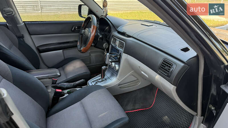 Внедорожник / Кроссовер Subaru Forester 2006 в Киеве