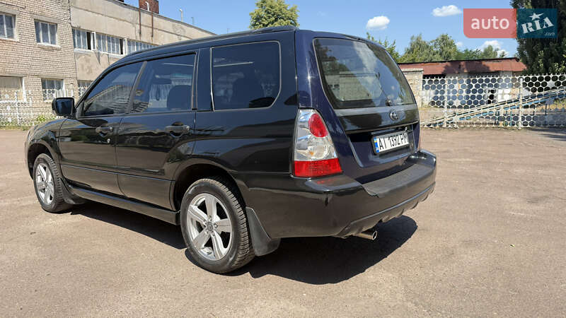 Внедорожник / Кроссовер Subaru Forester 2006 в Киеве