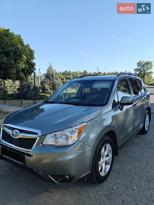 Внедорожник / Кроссовер Subaru Forester 2015 в Днепре