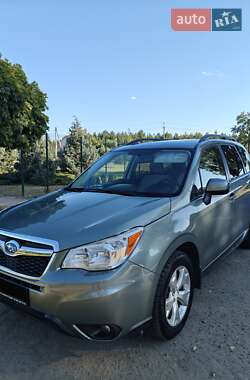 Внедорожник / Кроссовер Subaru Forester 2015 в 
