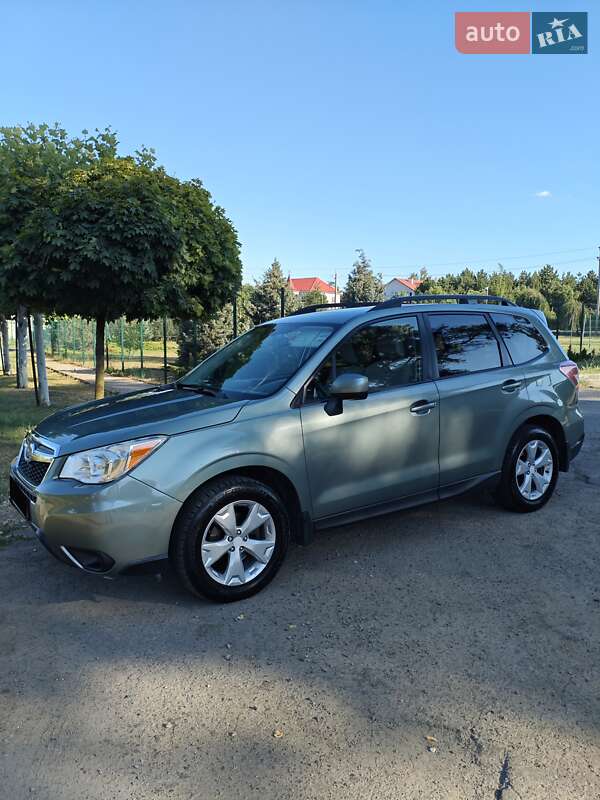 Внедорожник / Кроссовер Subaru Forester 2015 в Днепре
