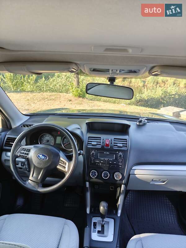 Внедорожник / Кроссовер Subaru Forester 2015 в Днепре