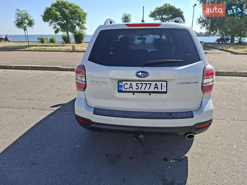 Позашляховик / Кросовер Subaru Forester 2013 в Черкасах
