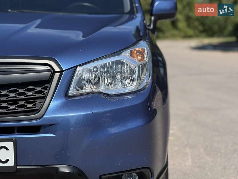 Внедорожник / Кроссовер Subaru Forester 2014 в Днепре