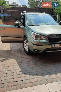 Внедорожник / Кроссовер Subaru Forester 2015 в 