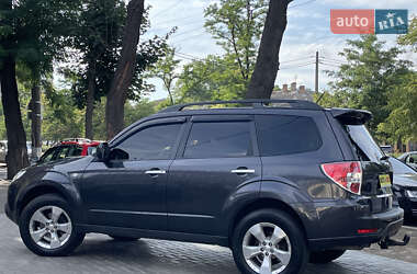 Внедорожник / Кроссовер Subaru Forester 2009 в 