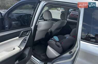 Внедорожник / Кроссовер Subaru Forester 2014 в 