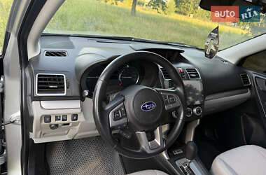 Внедорожник / Кроссовер Subaru Forester 2018 в 