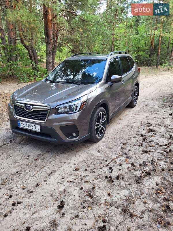 Внедорожник / Кроссовер Subaru Forester 2020 в Днепре