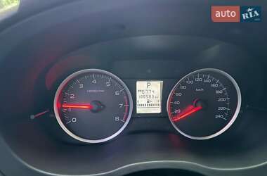 Внедорожник / Кроссовер Subaru Forester 2013 в 