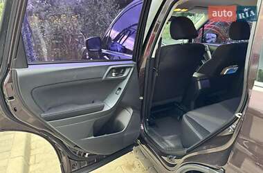 Внедорожник / Кроссовер Subaru Forester 2013 в 