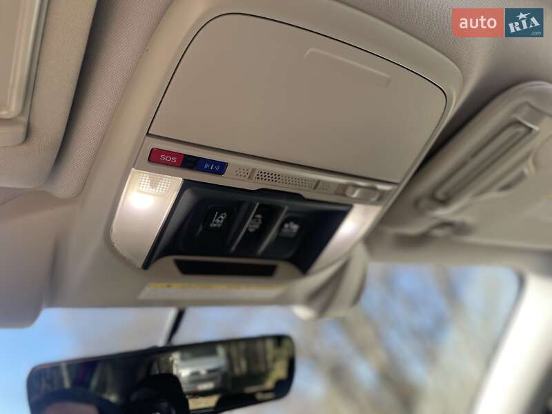 Позашляховик / Кросовер Subaru Forester 2018 в Львові