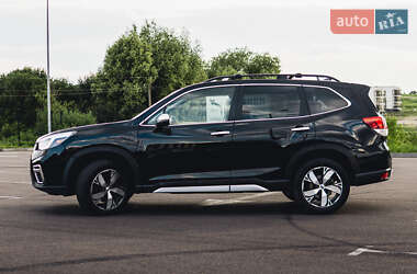Внедорожник / Кроссовер Subaru Forester 2019 в 