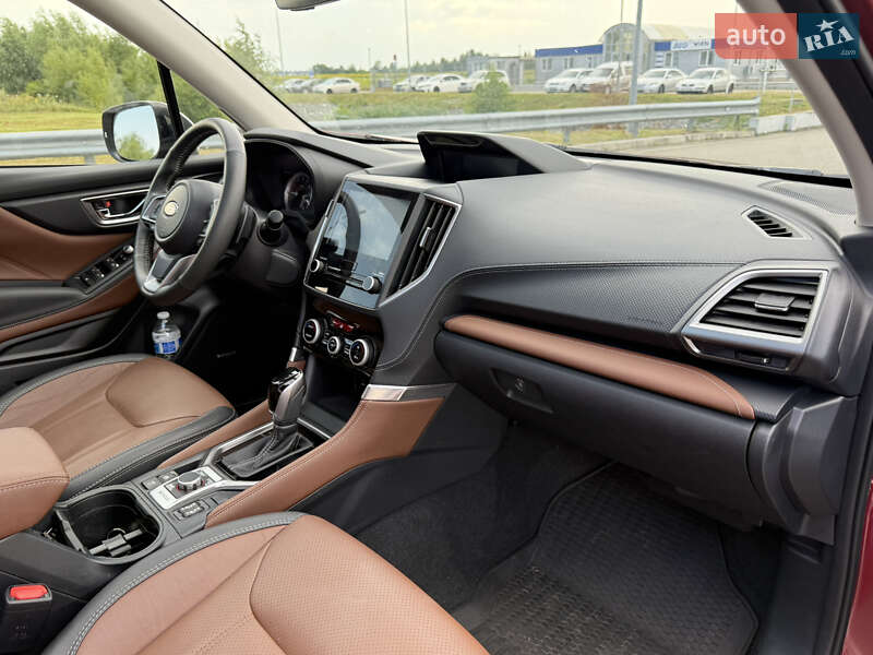 Внедорожник / Кроссовер Subaru Forester 2024 в Киеве