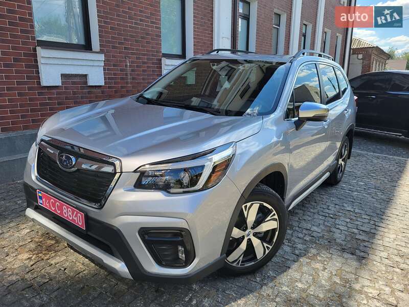 Позашляховик / Кросовер Subaru Forester 2019 в 