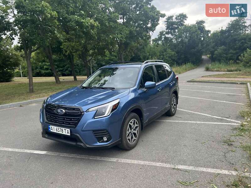 Позашляховик / Кросовер Subaru Forester 2024 в 