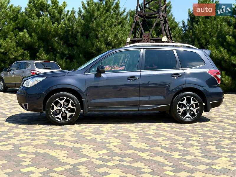 Позашляховик / Кросовер Subaru Forester 2015 в Дніпрі