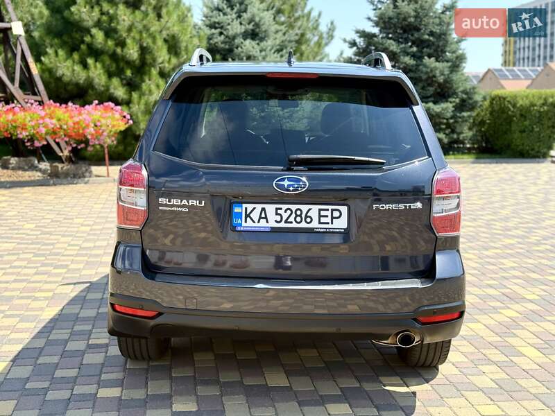 Позашляховик / Кросовер Subaru Forester 2015 в Дніпрі