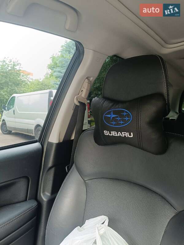 Позашляховик / Кросовер Subaru Forester 2015 в Рівному