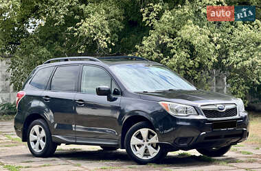 Внедорожник / Кроссовер Subaru Forester 2014 в 