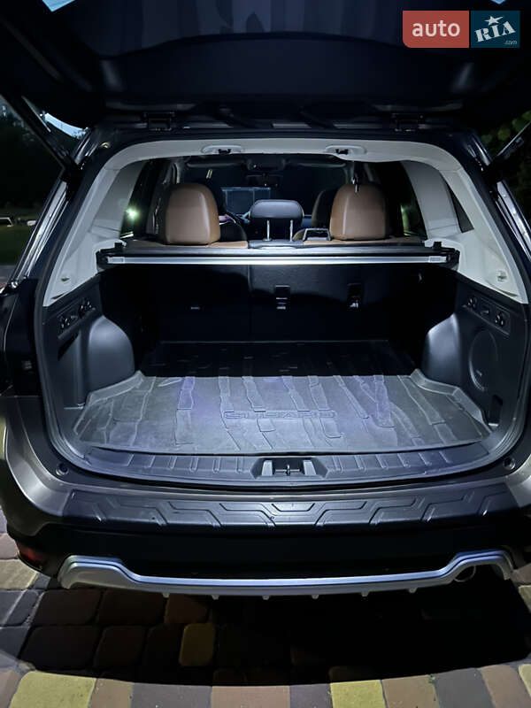 Внедорожник / Кроссовер Subaru Forester 2023 в Киеве