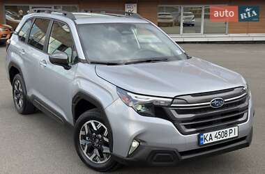 Внедорожник / Кроссовер Subaru Forester 2024 в Киеве