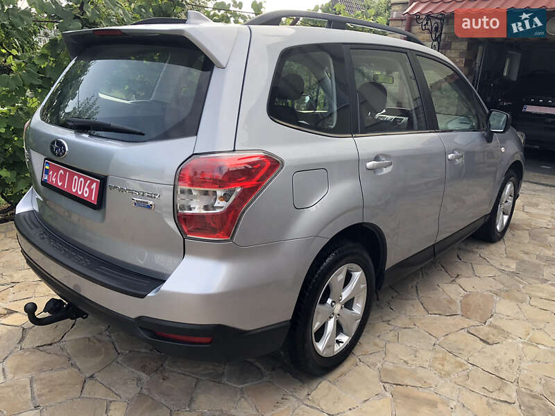 Внедорожник / Кроссовер Subaru Forester 2015 в Тернополе