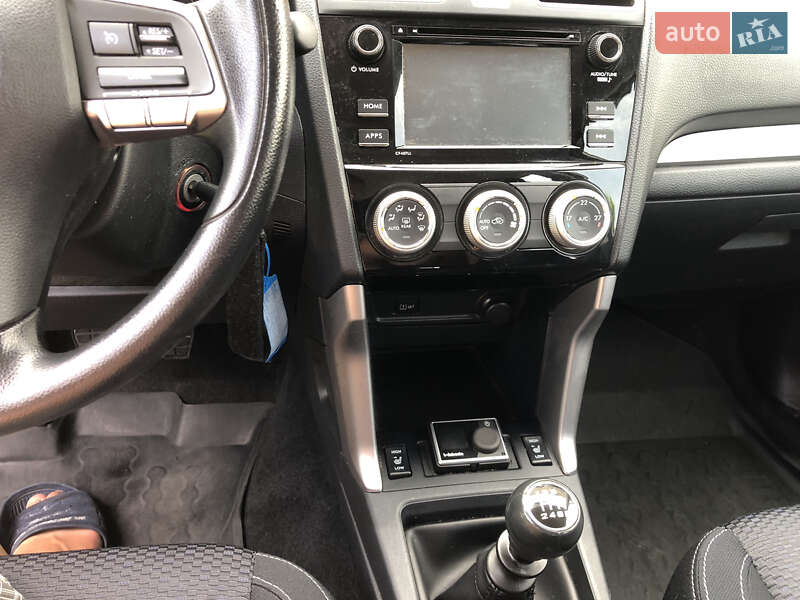 Внедорожник / Кроссовер Subaru Forester 2015 в Тернополе