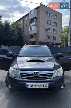 Внедорожник / Кроссовер Subaru Forester 2010 в Черкассах