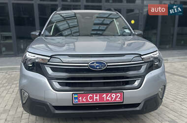 Внедорожник / Кроссовер Subaru Forester 2024 в Львове