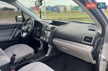 Внедорожник / Кроссовер Subaru Forester 2016 в 