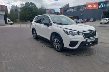 Позашляховик / Кросовер Subaru Forester 2019 в Дніпрі