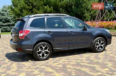 Внедорожник / Кроссовер Subaru Forester 2015 в 