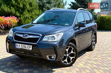 Внедорожник / Кроссовер Subaru Forester 2015 в 