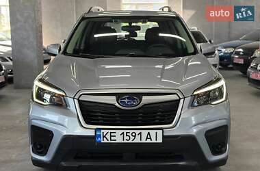 Внедорожник / Кроссовер Subaru Forester 2020 в Каменском