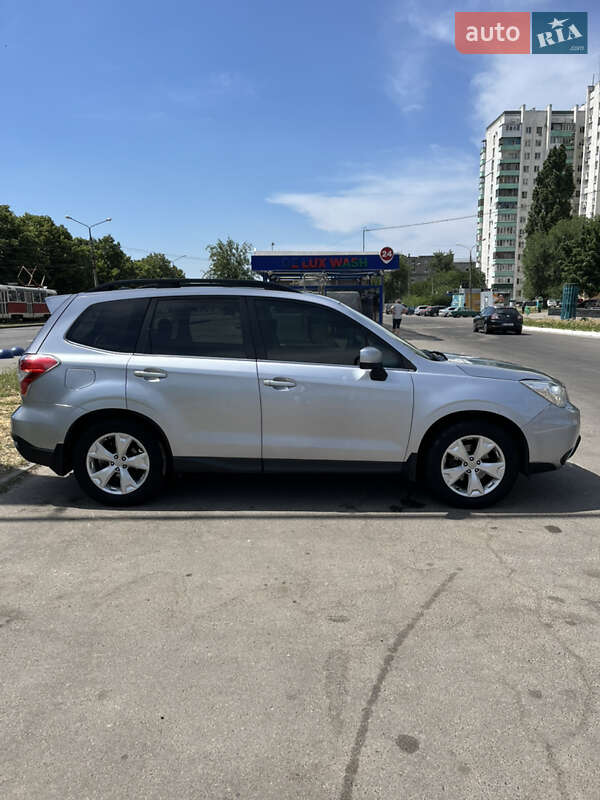 Внедорожник / Кроссовер Subaru Forester 2014 в Харькове