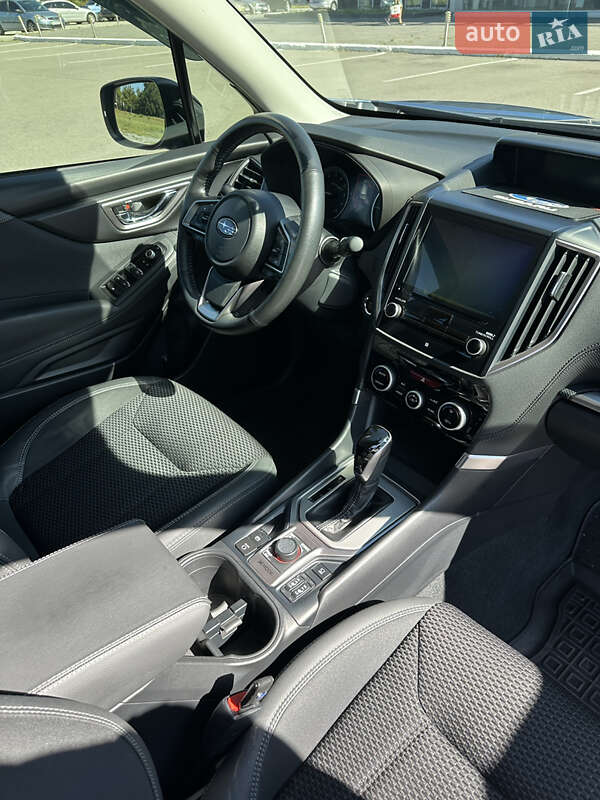 Внедорожник / Кроссовер Subaru Forester 2019 в Днепре