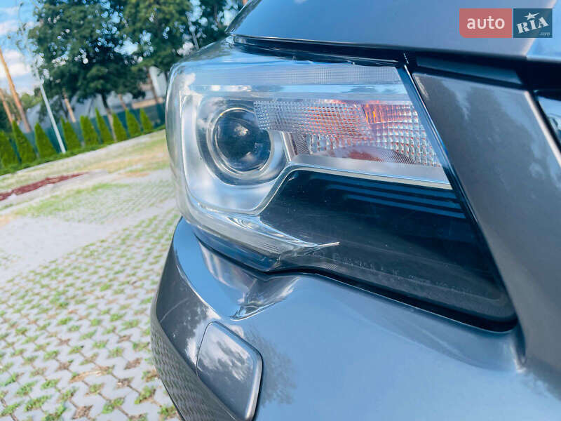 Внедорожник / Кроссовер Subaru Forester 2017 в Харькове