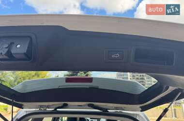 Внедорожник / Кроссовер Subaru Forester 2013 в 