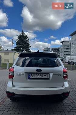 Внедорожник / Кроссовер Subaru Forester 2013 в 
