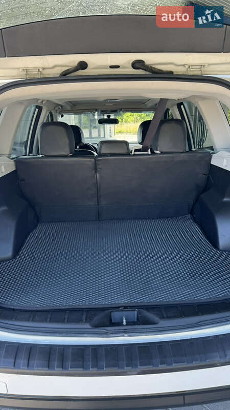 Позашляховик / Кросовер Subaru Forester 2014 в Хмельницькому