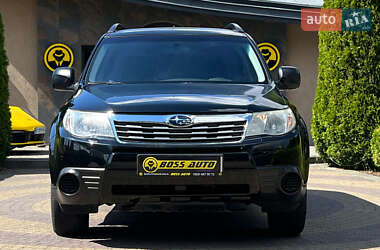 Внедорожник / Кроссовер Subaru Forester 2009 в 
