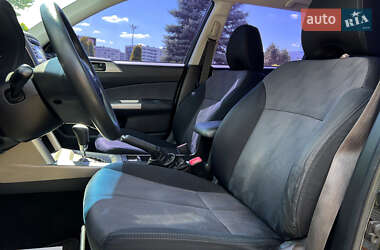 Внедорожник / Кроссовер Subaru Forester 2009 в 
