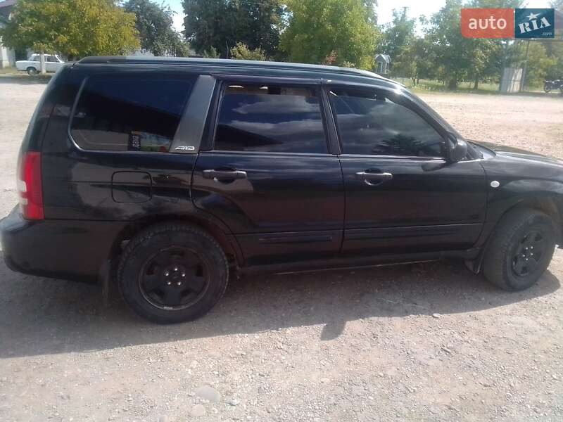 Внедорожник / Кроссовер Subaru Forester 2004 в Богородчанах